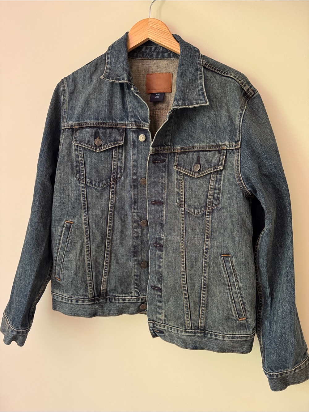 Vintage 2005 Gap | 100% Cotton Blue Denim Jean Jacket | Size M
